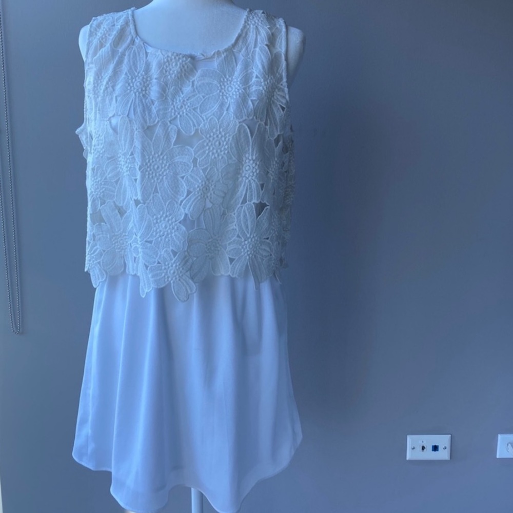 white lace layer dress